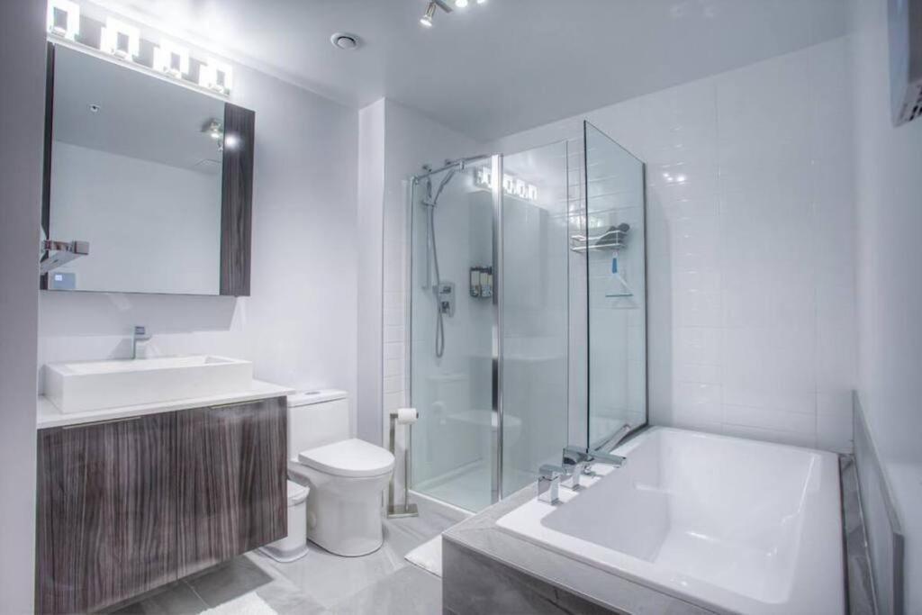 2 Bedroom Condo In The Heart Of The City Montreal Ngoại thất bức ảnh