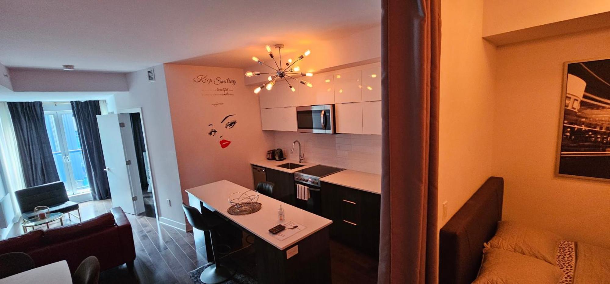 2 Bedroom Condo In The Heart Of The City Montreal Ngoại thất bức ảnh